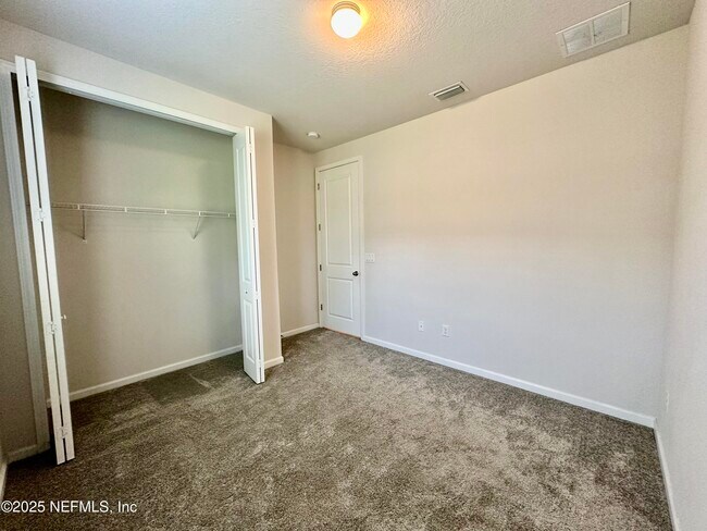 Building Photo - 75310 White Rabbit Ave