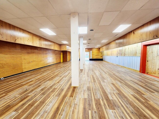 Building Photo - 129 N Jefferson St