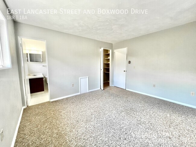 Building Photo - 316 E Lancaster St
