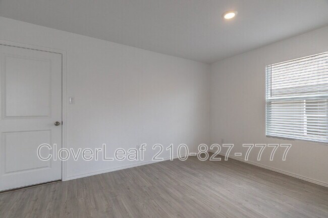 Building Photo - 14018 Piglet Trl