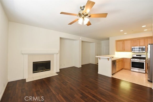 Building Photo - 16 Leucadia