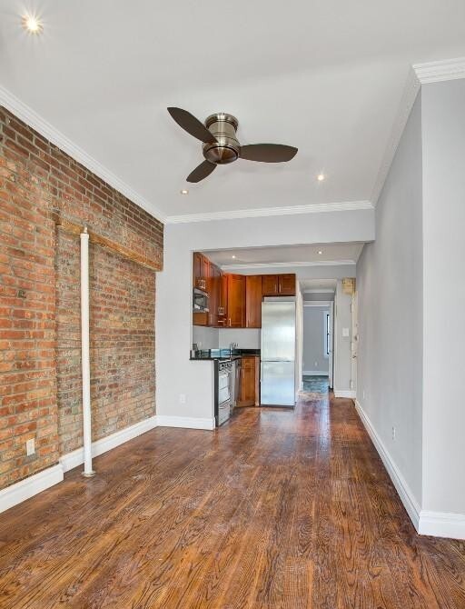 Building Photo - 147 Avenue A