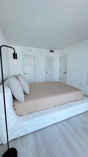 Building Photo - 7501 E Treasure Dr