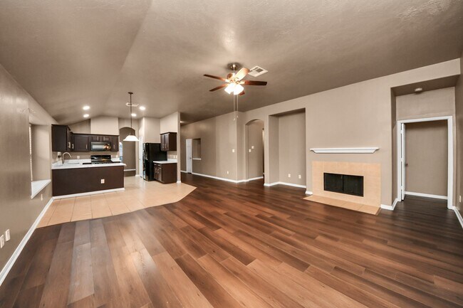 Building Photo - 6642 High Stone Ln