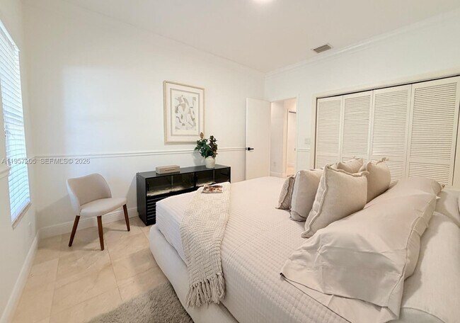 Building Photo - 301 Isla Dorada Blvd