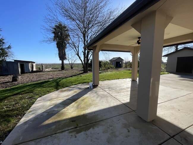 Building Photo - 8302 Bailey Rd