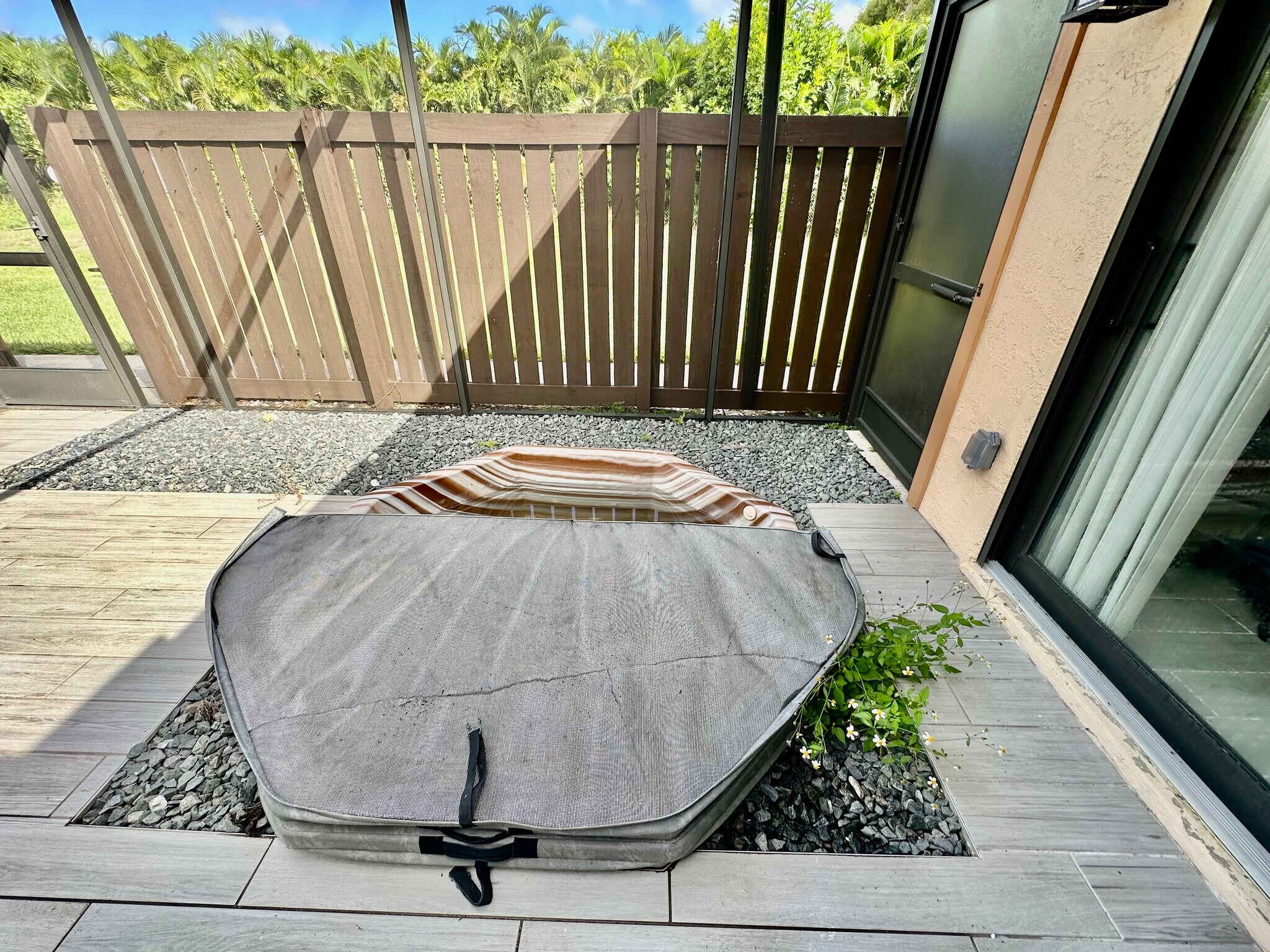 Building Photo - 6300 Royal Woods Dr