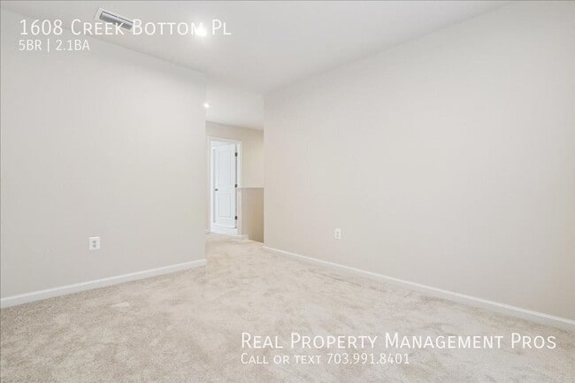 Building Photo - 1608 Creek Bottom Pl