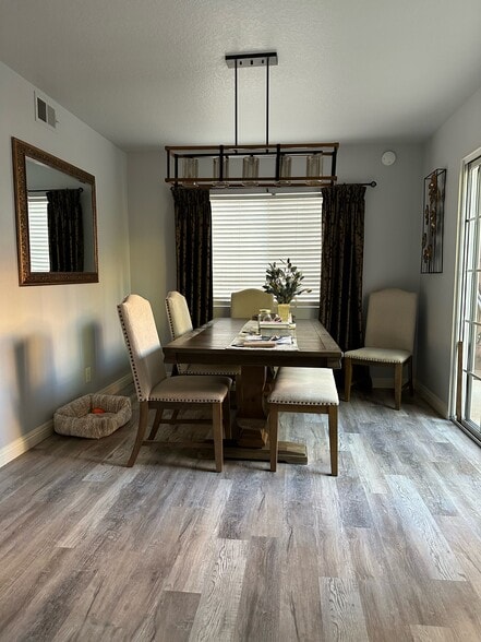 Dining Room - 4371 Oak Glen St