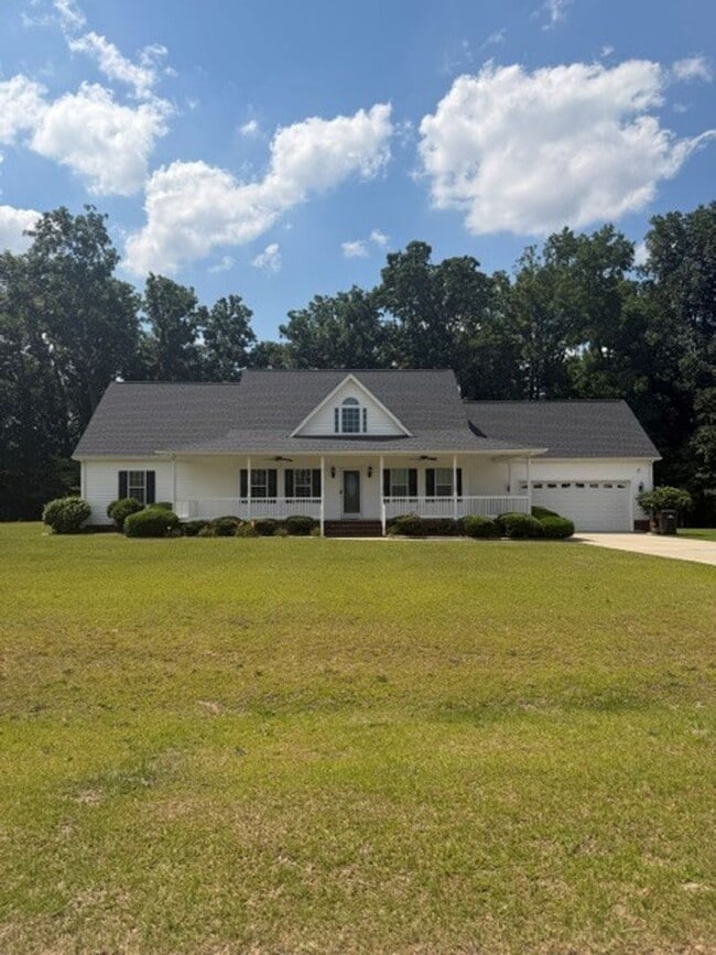 Building Photo - 3 Bed/2 Bath with Bonus Room in CBA Schools
