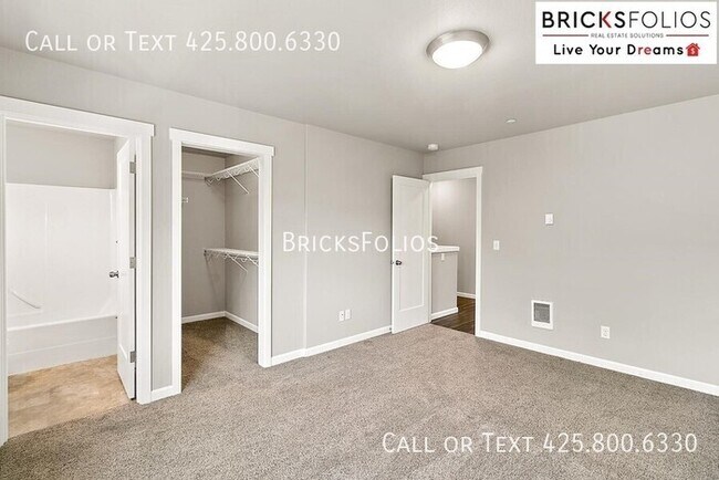Building Photo - Beautiful Townhome For Rent in Olympia
