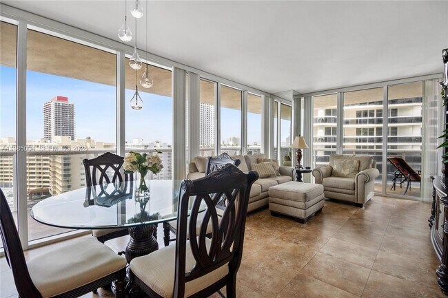 Building Photo - 1830 S Ocean Dr