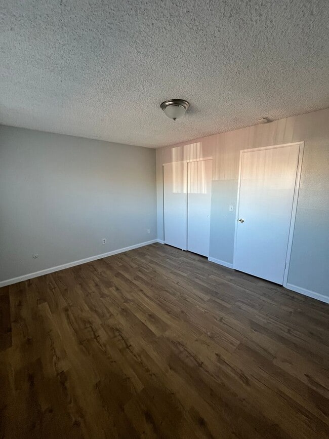 Building Photo - Beautiful 3-Bedroom, 2-Bath Home with Garage – Move-In Ready!