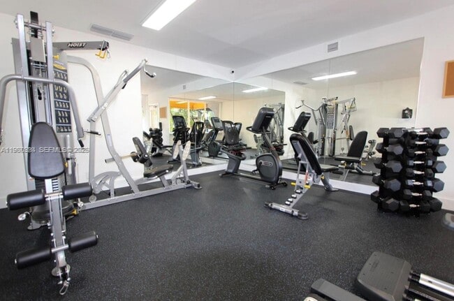 Building Photo - 801 NW 47th Ave