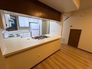 Building Photo - 4075 E 20th Ave