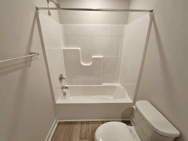 Building Photo - 1522 Yellowwood Ct