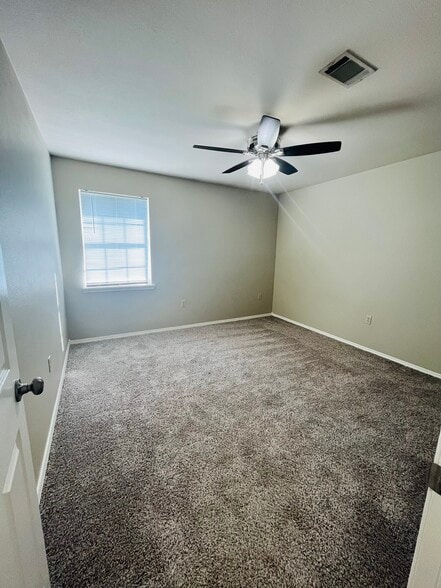 Building Photo - 5 S Joplin Loop