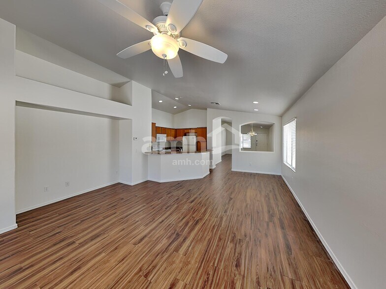 Building Photo - 2037 N 107th Dr