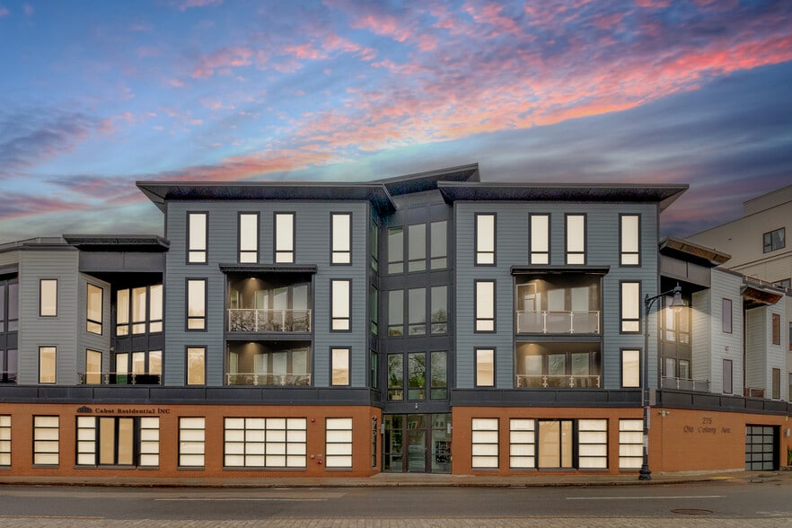 Building Photo - 275 Old Colony Ave
