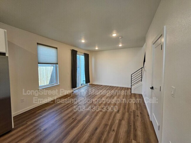 Building Photo - 7480 N Oswego Ave