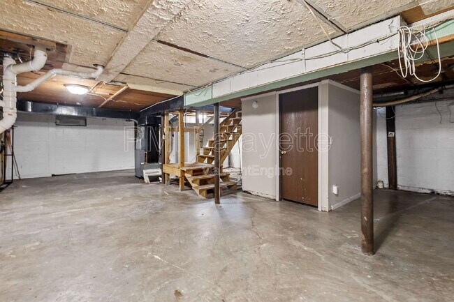 Building Photo - 618 S 18th St