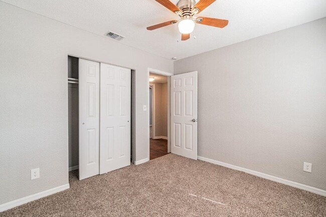 Building Photo - PRICE JUST REDUCED 3/2/1 1389 Sq. Ft. on a huge corner lot with granite & custom tile work!!