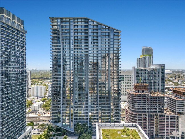 Building Photo - 88 SW 7th St