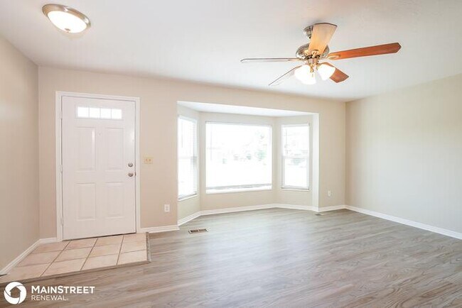 Building Photo - 1493 S 500 E