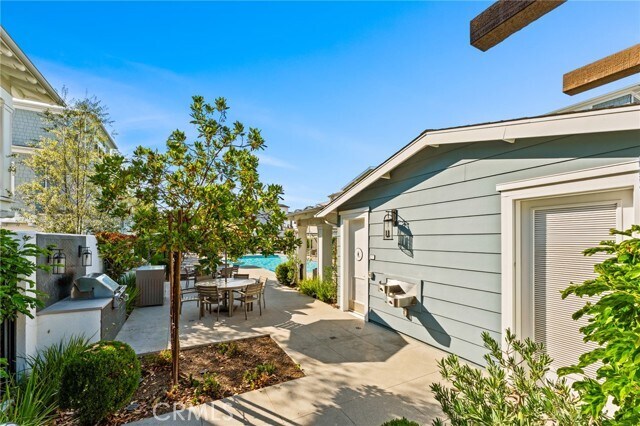 Building Photo - 2116 Cresta Dr