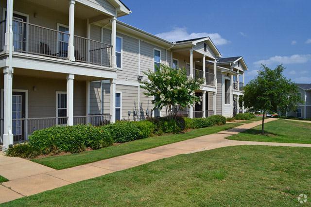 Village at Westlake Shreveport, LA Apartment Finder