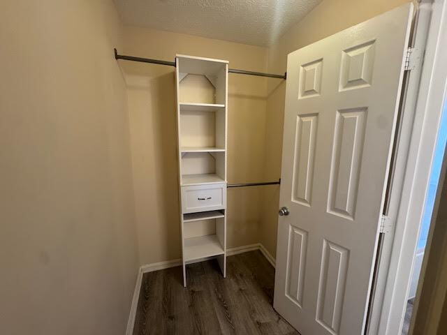Building Photo - Spacious 4-Bedroom with 3 Full Baths & Fully Finished Basement. Available Now!