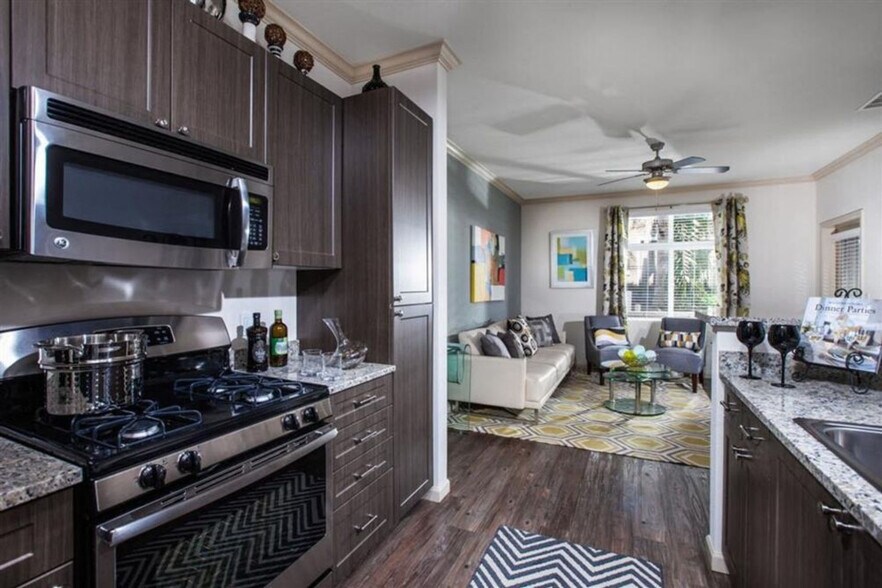Building Photo - 3700 Casa Verde St