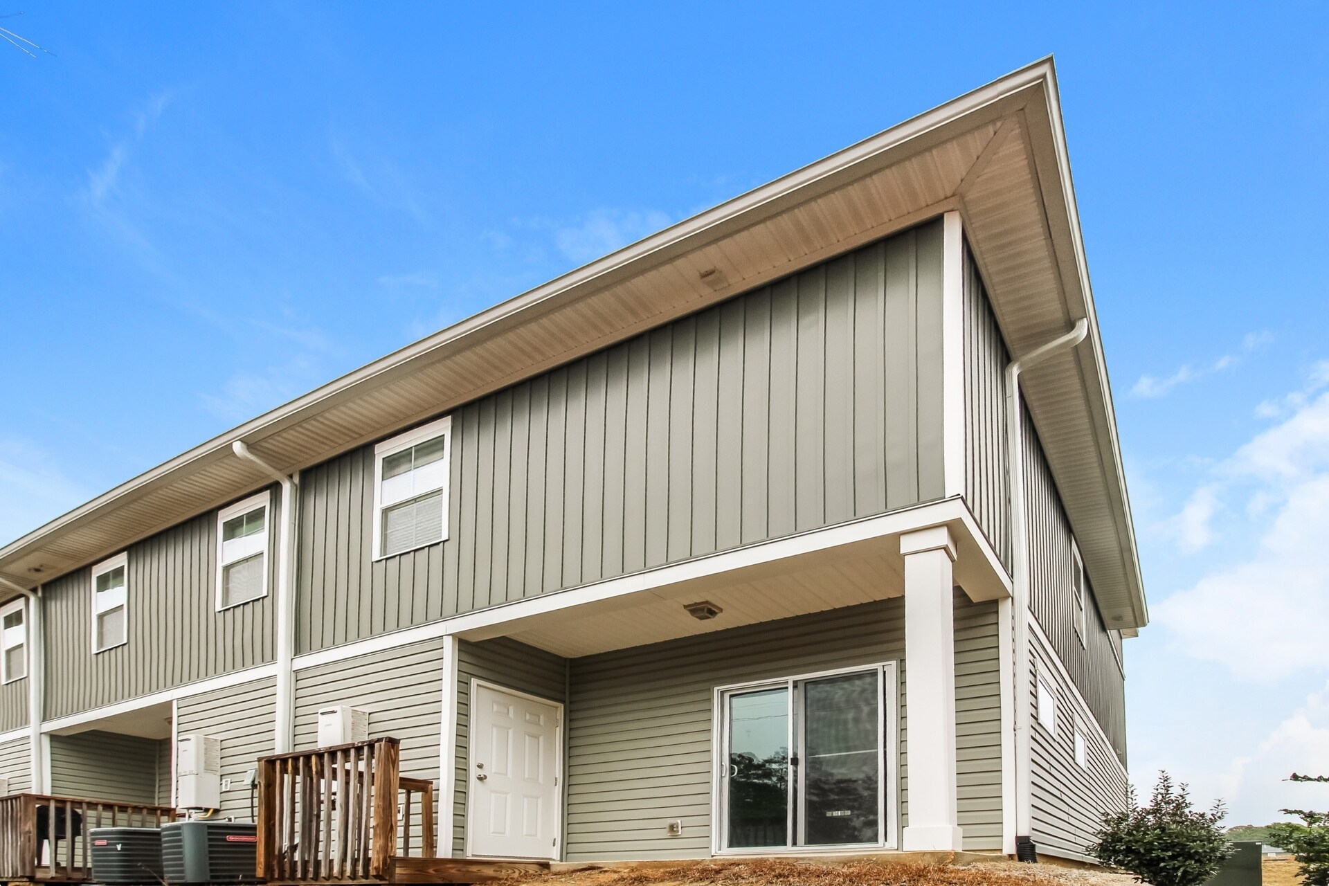 Building Photo - 306 High Grv Wy