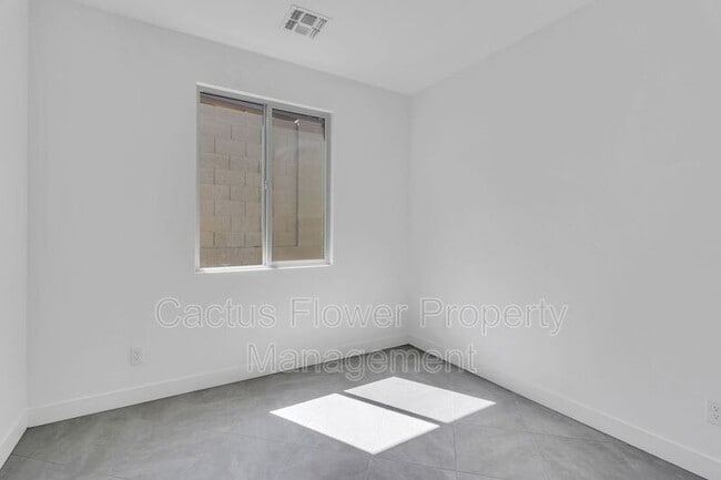 Building Photo - 13281 W Crimson Ter