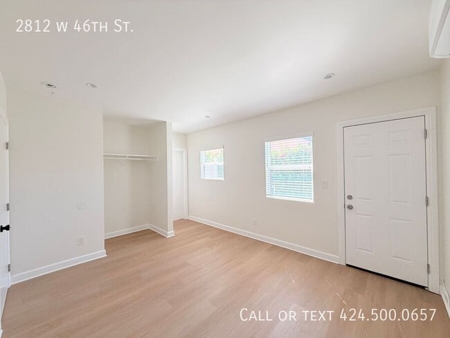 Building Photo - 2812 W 46th St