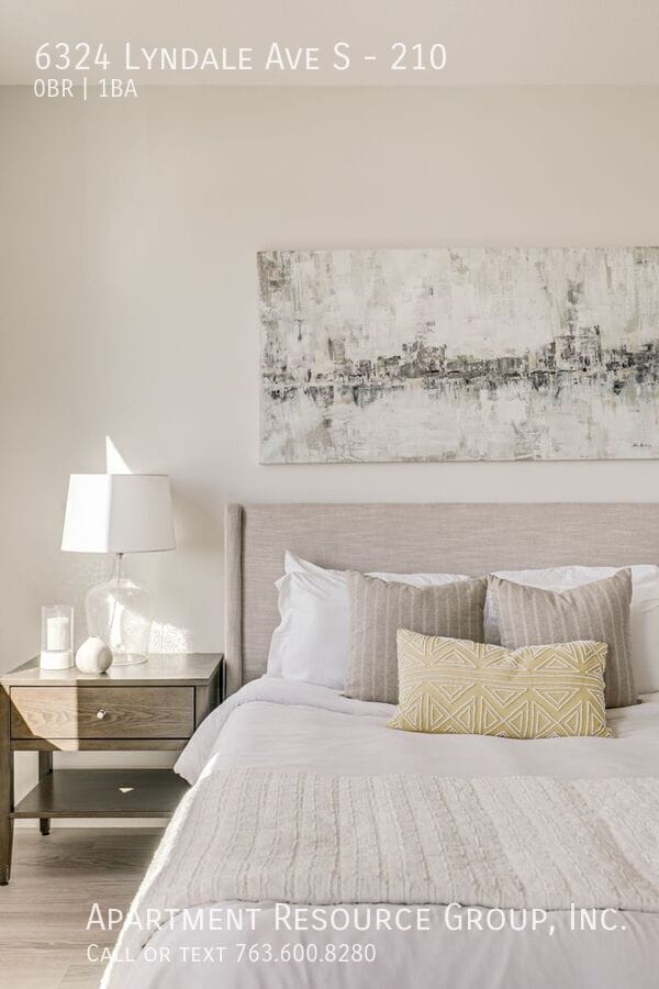 Building Photo - 6324 Lyndale Ave S