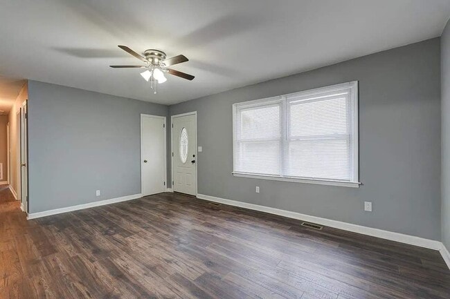 Building Photo - 421 sharpe st woodruff sc