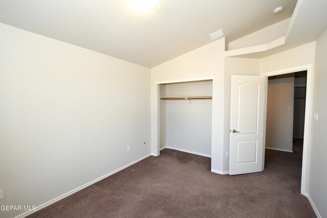 Building Photo - 2508 Sparrow Point St