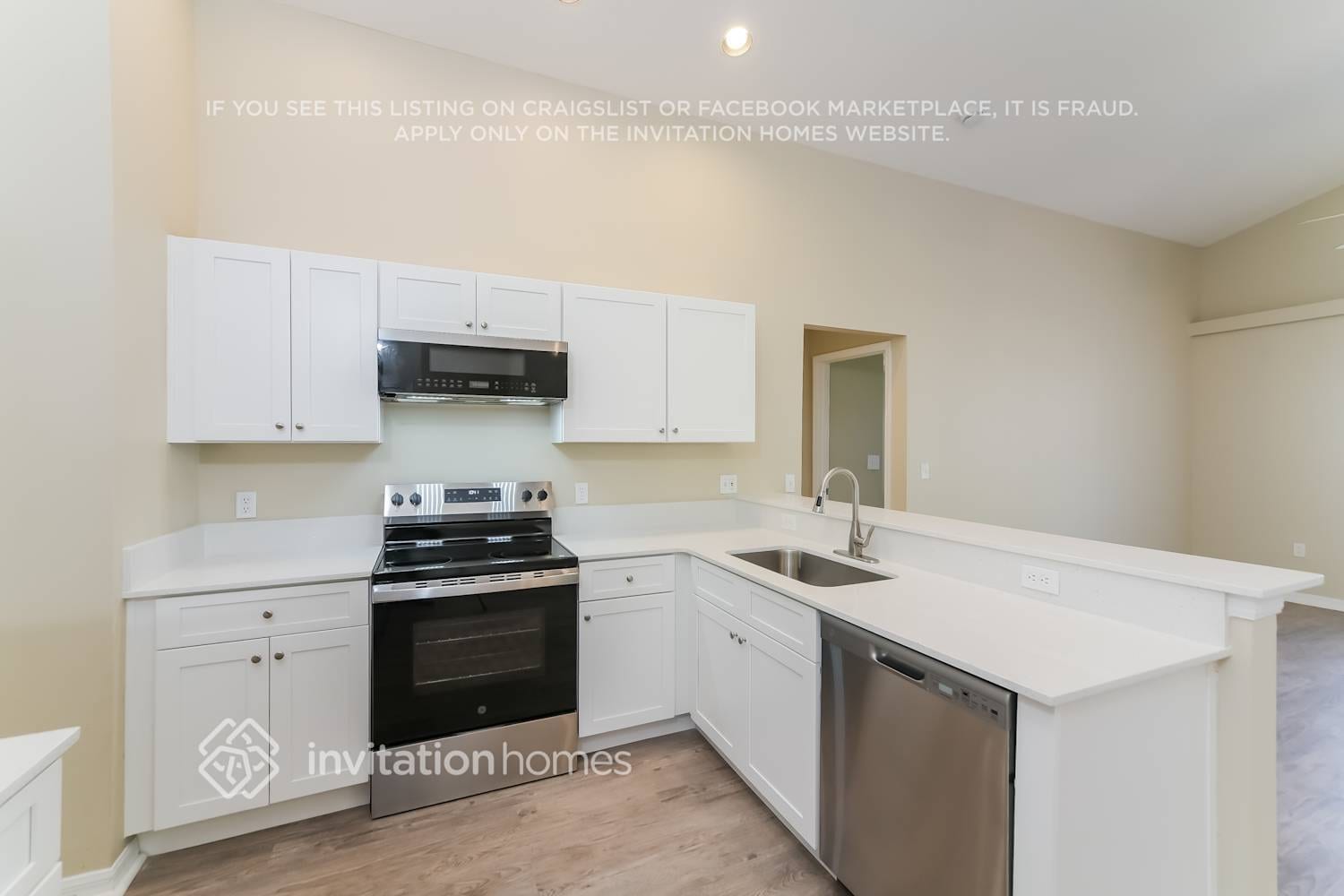 Building Photo - 106 Quiet Oak Ct