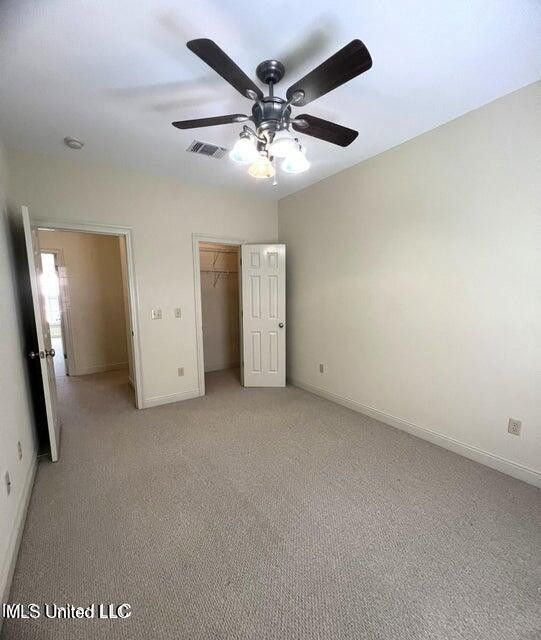 Building Photo - 910 Jefferson Dr