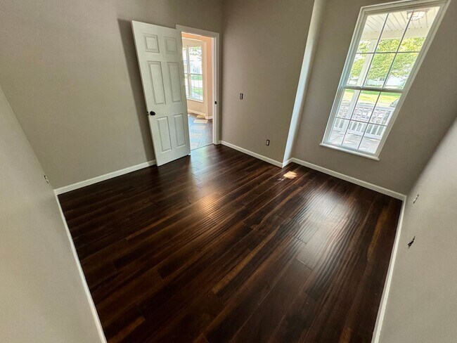 Building Photo - 3 Bedroom - Dublin