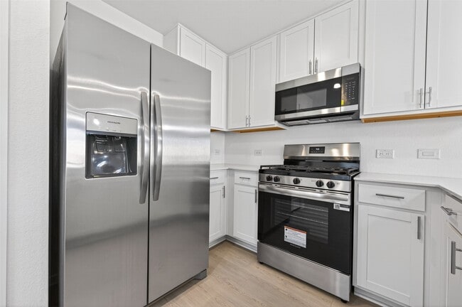 Building Photo - 26738 Cascade Sunrise St