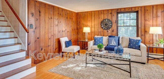 Building Photo - 612 Holly Ridge Rd
