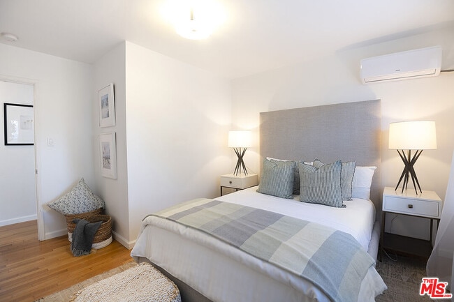 Building Photo - 2441 14th St