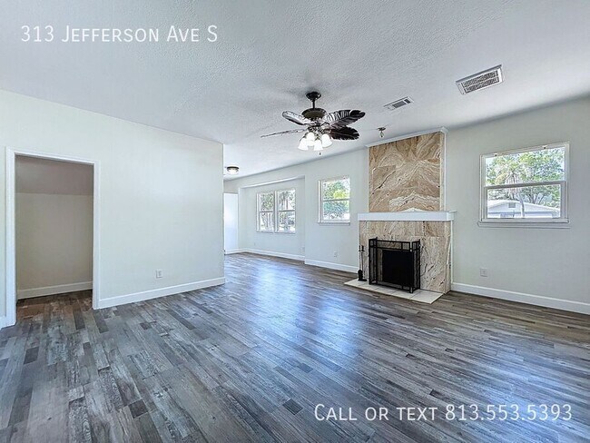 Building Photo - 313 Jefferson Ave