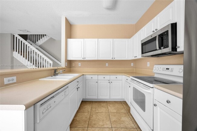 Building Photo - 13334 SW 128th Path