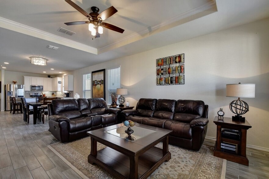 Building Photo - 317 Kotara Cyn