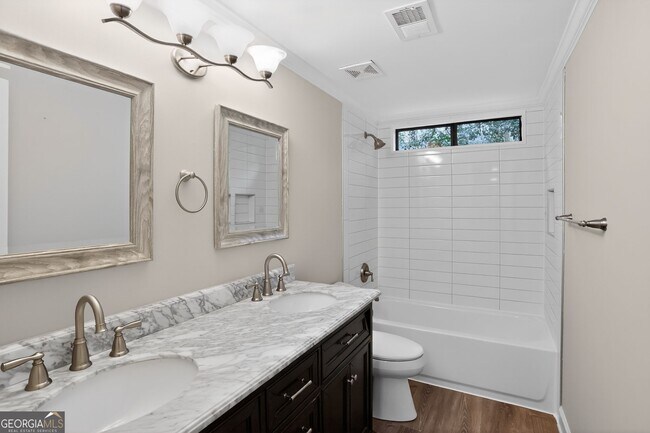 Building Photo - 3445 Johnson Ferry Rd NE