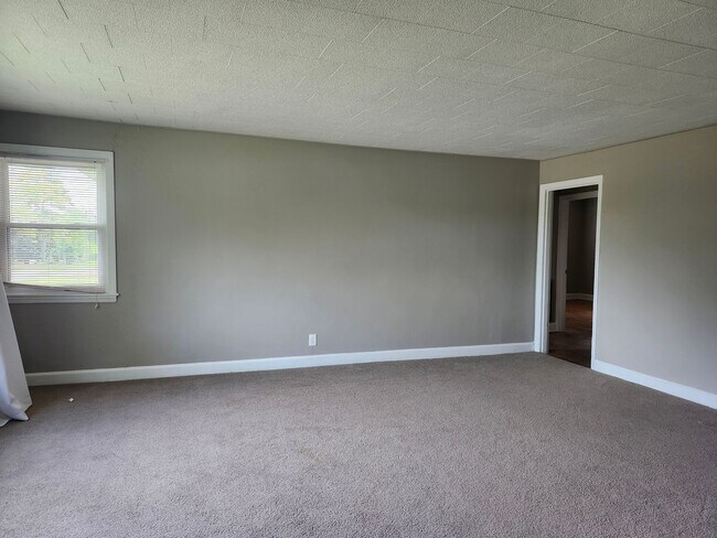 Building Photo - 3 bedroom 2 bath home in the desirable Belvoir Area in Chattanooga