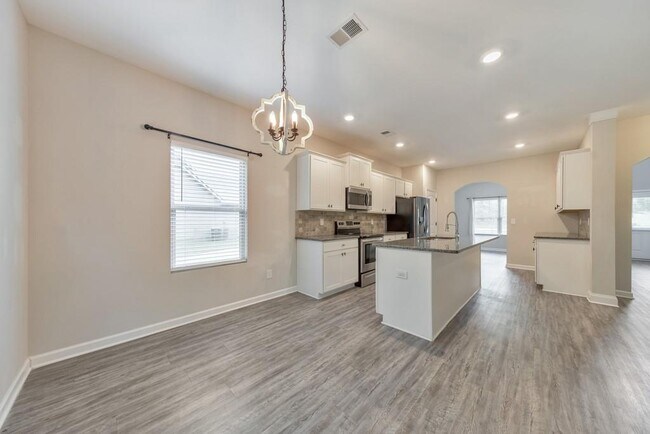 Building Photo - 2534 Grayton Loop